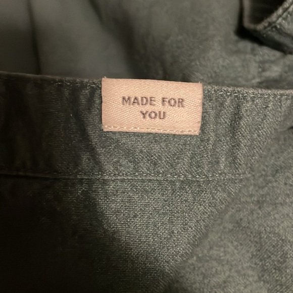 Classic Green Button Up - Picture 3 of 7